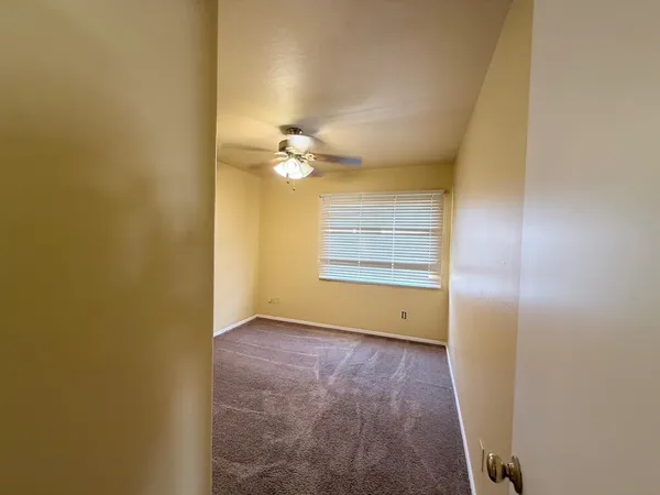 $1,675 | 6037 West Southgate Avenue, Phoenix, AZ 85043