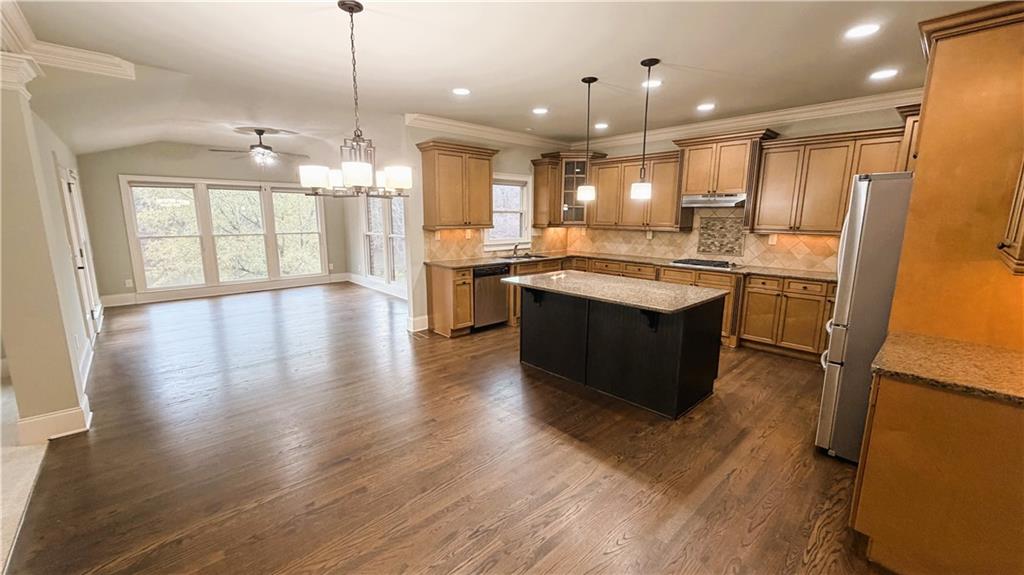 3414 Willow Glen Trail Suwanee, GA 30024 - Photo 10 of 49