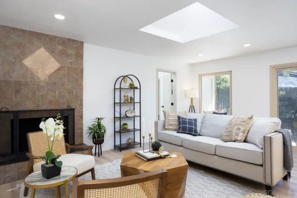 $999,900 | 9542 Markwood Drive, Santee, CA 92071