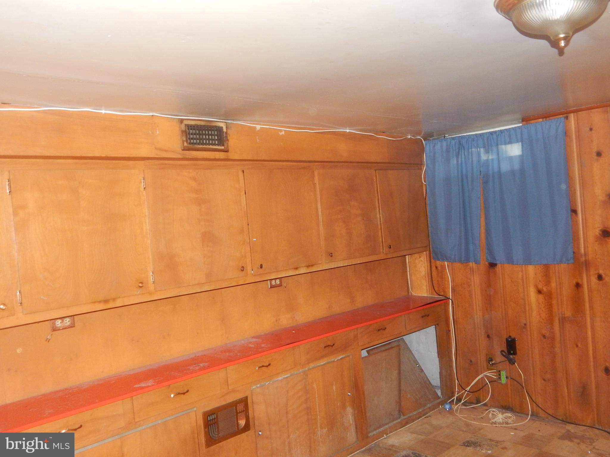 3003 Mallview Road Baltimore, MD 21230 - Photo 5 of 9 Interior (General)