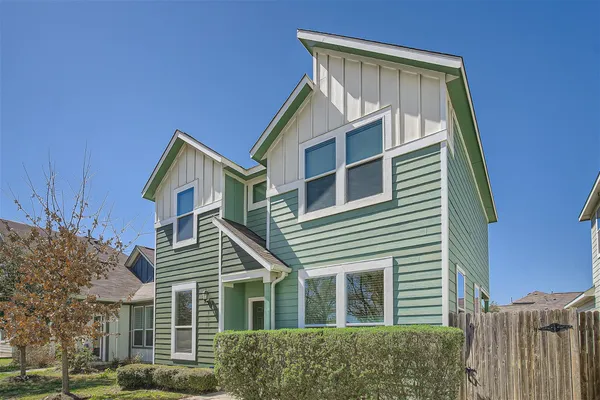 $2,150 | 1604 Los Olivios Way, Austin, TX 78725