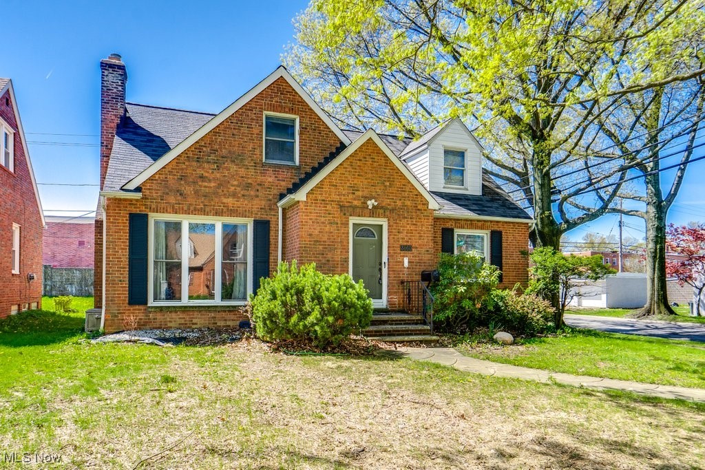 3860 Colony Road South Euclid, OH 44118 - Photo 2 of 49