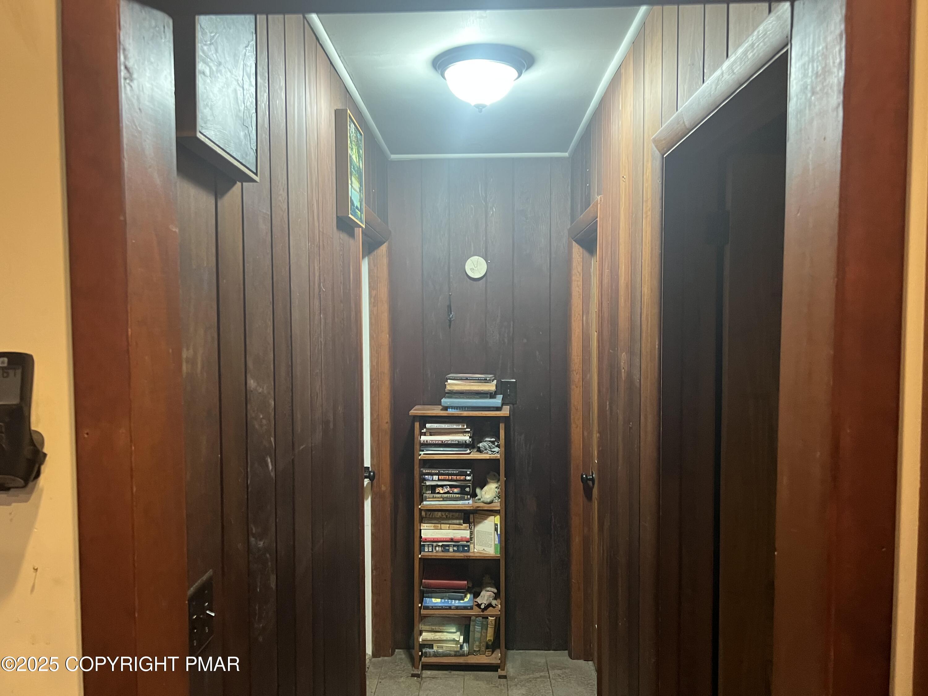 25 Red Oak Road Lake Harmony, PA 18624 - Photo 8 of 23 a view of an entryway with wooden door