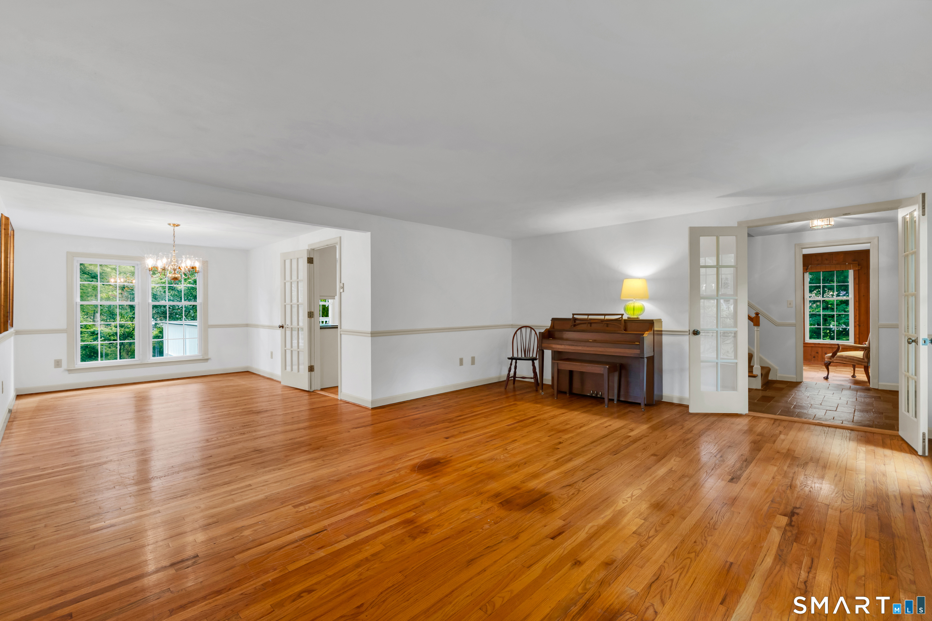 12 Wychwood Road Old Lyme, CT 06371 - Photo 2 of 25