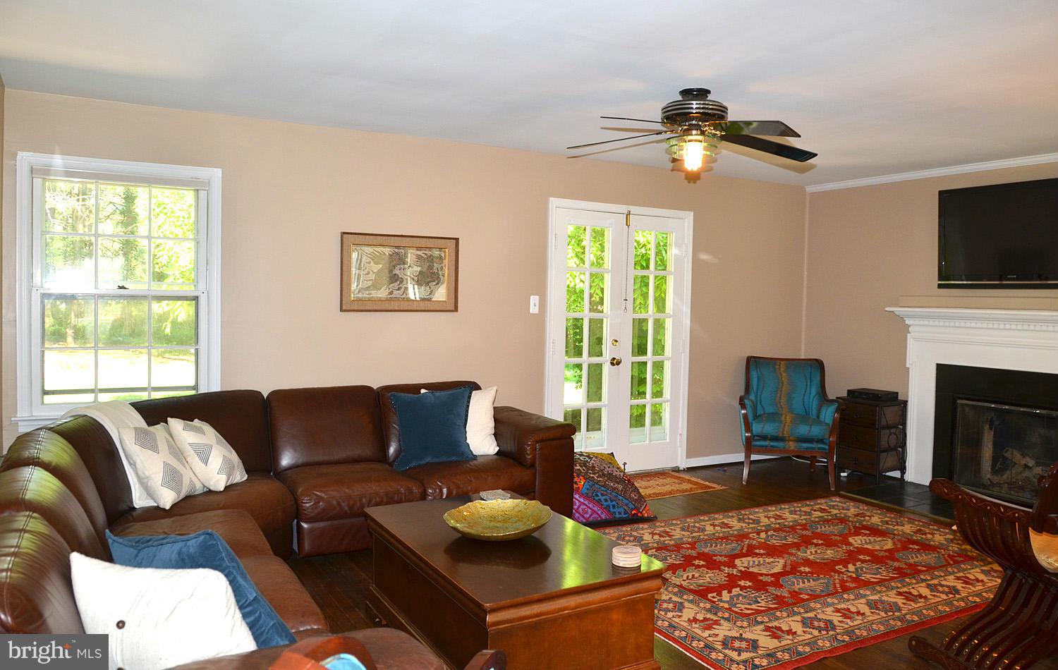 1310 Marchmont Court Reston, VA 20190 - Photo 12 of 30 Family Room