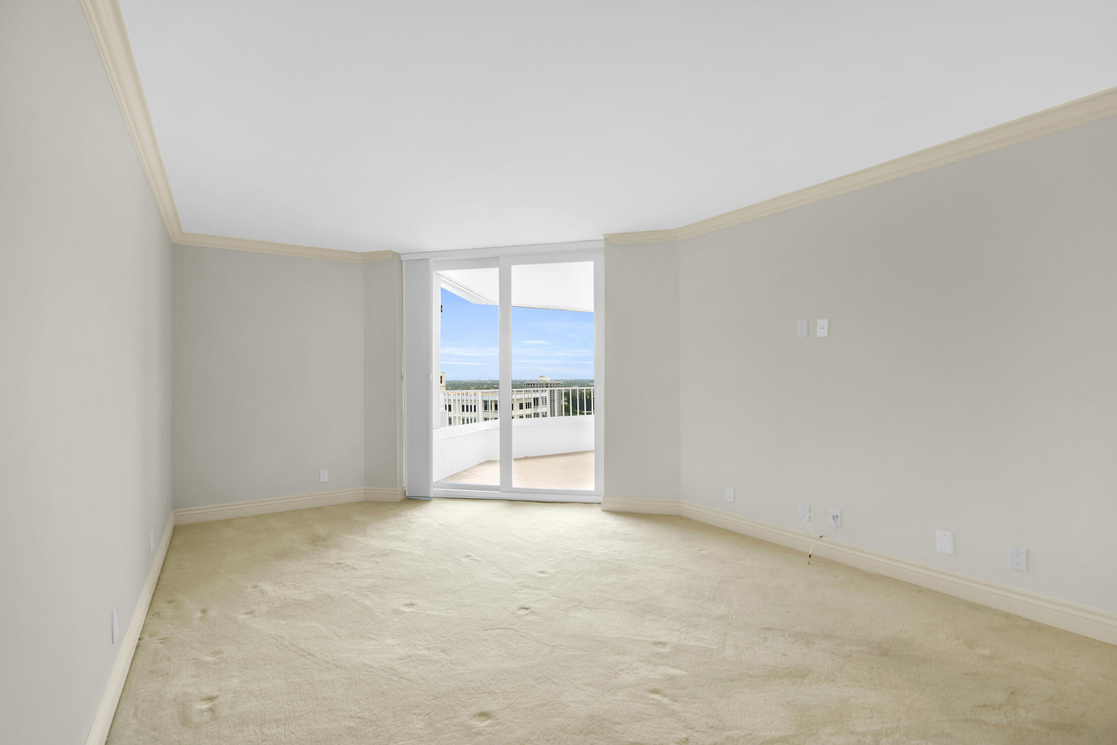 550 South Ocean Boulevard, Unit 2004 Boca Raton, FL 33432 - Photo 21 of 56 Guest bedroom