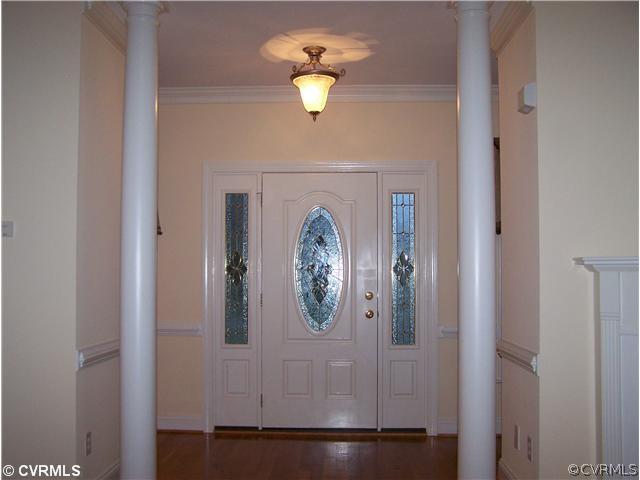20875 Horseshoe Road Carson, VA 23830 - Photo 3 of 12 Foyer - Beautiful front entrance into foyer with 2