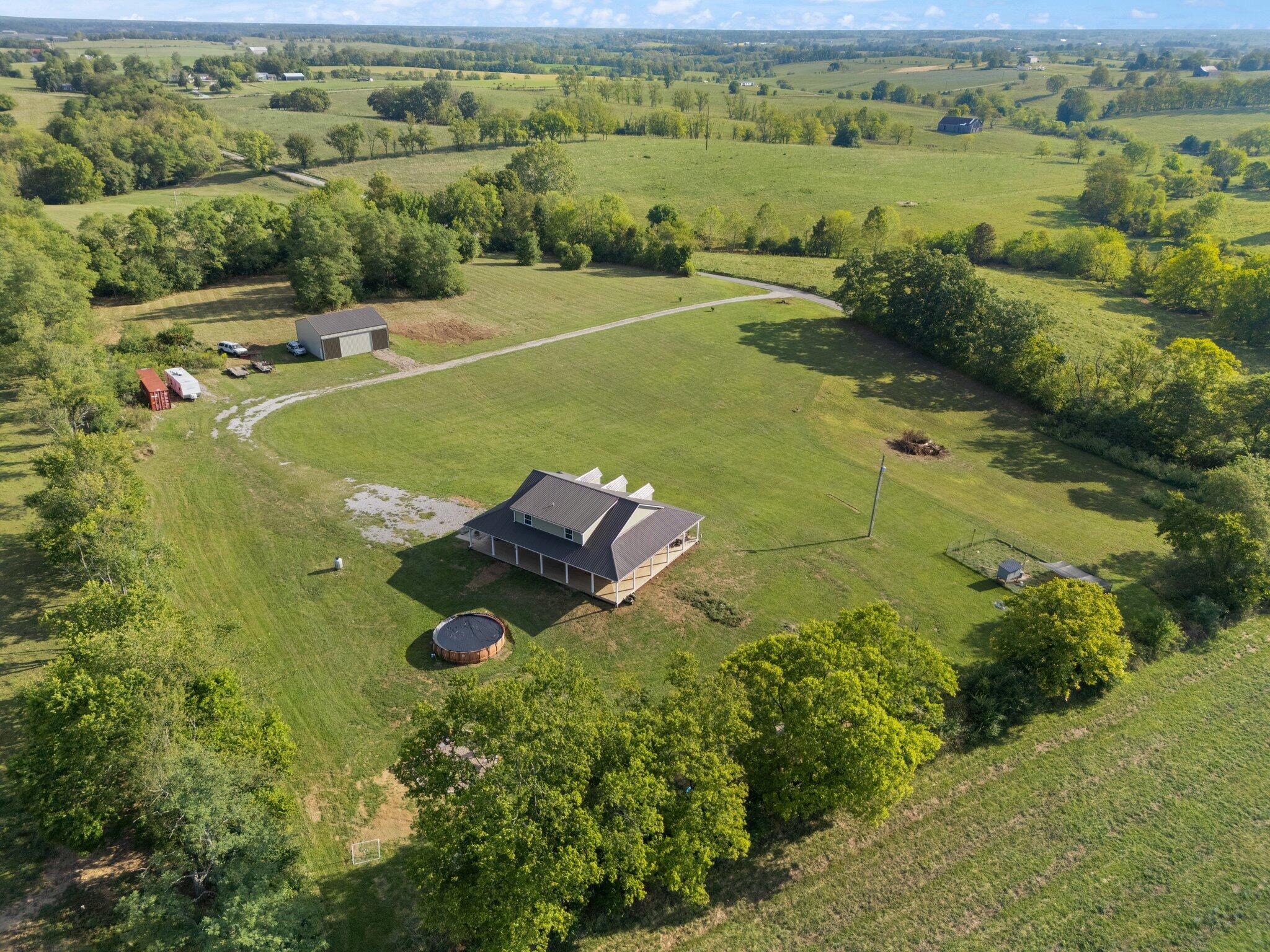 655 Stringtown Road Paris, KY 40361 - Photo 10 of 72 .
