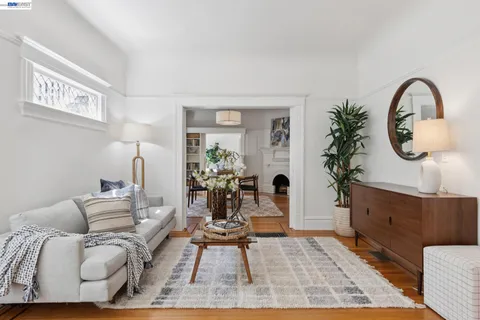 $1,595,000 | 2607 Alcatraz Avenue, Berkeley, CA 94618