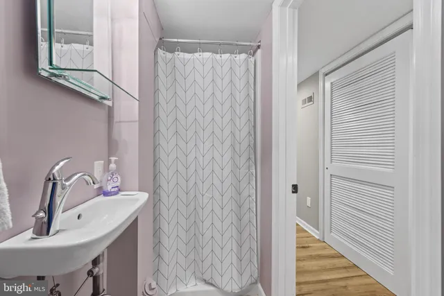 $2,850 | 169 Regester Avenue, Baltimore, MD 21212