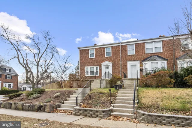 $2,850 | 169 Regester Avenue, Baltimore, MD 21212