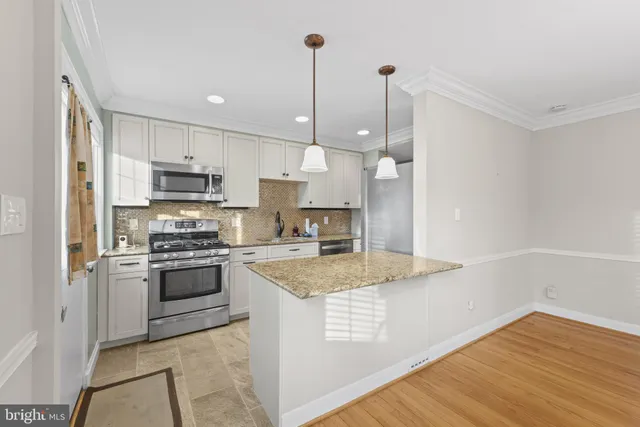 $2,850 | 169 Regester Avenue, Baltimore, MD 21212