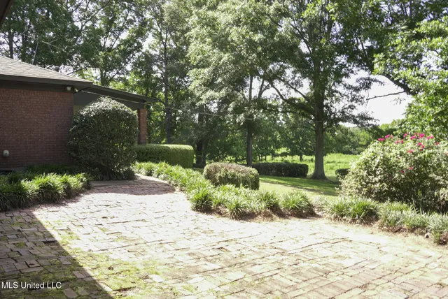 $389,000 | 3084 Tom Collins Road, Utica, MS 39175