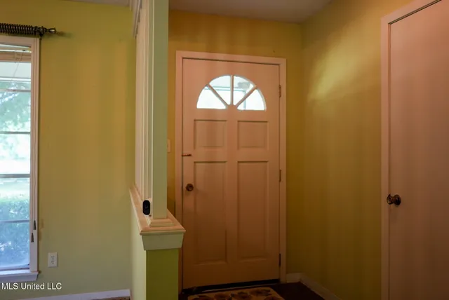 $389,000 | 3084 Tom Collins Road, Utica, MS 39175