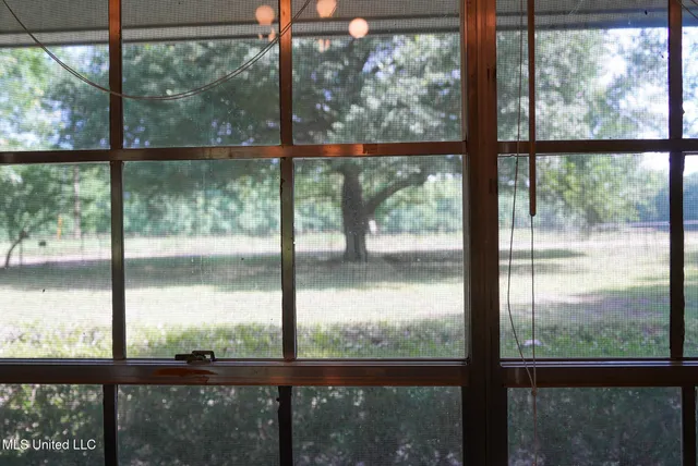 $389,000 | 3084 Tom Collins Road, Utica, MS 39175