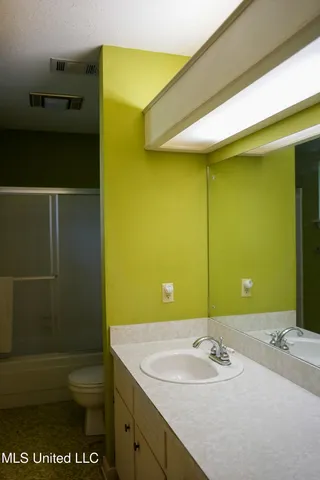 $389,000 | 3084 Tom Collins Road, Utica, MS 39175