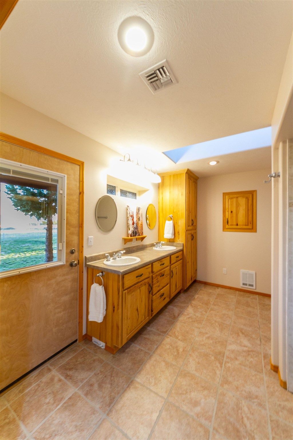 260 Milan Farms Road Elk, WA 99009 - Photo 15 of 49