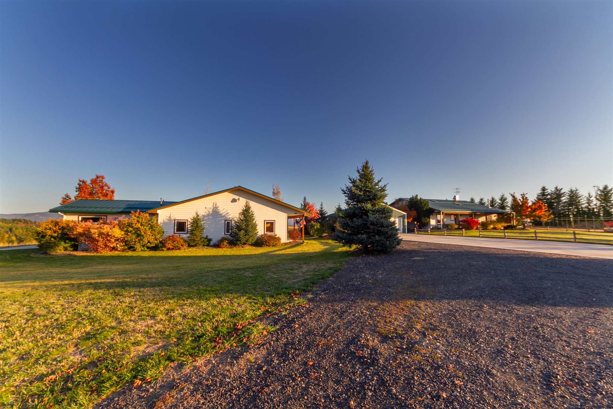 260 Milan Farms Road Elk, WA 99009 - Photo 3 of 49