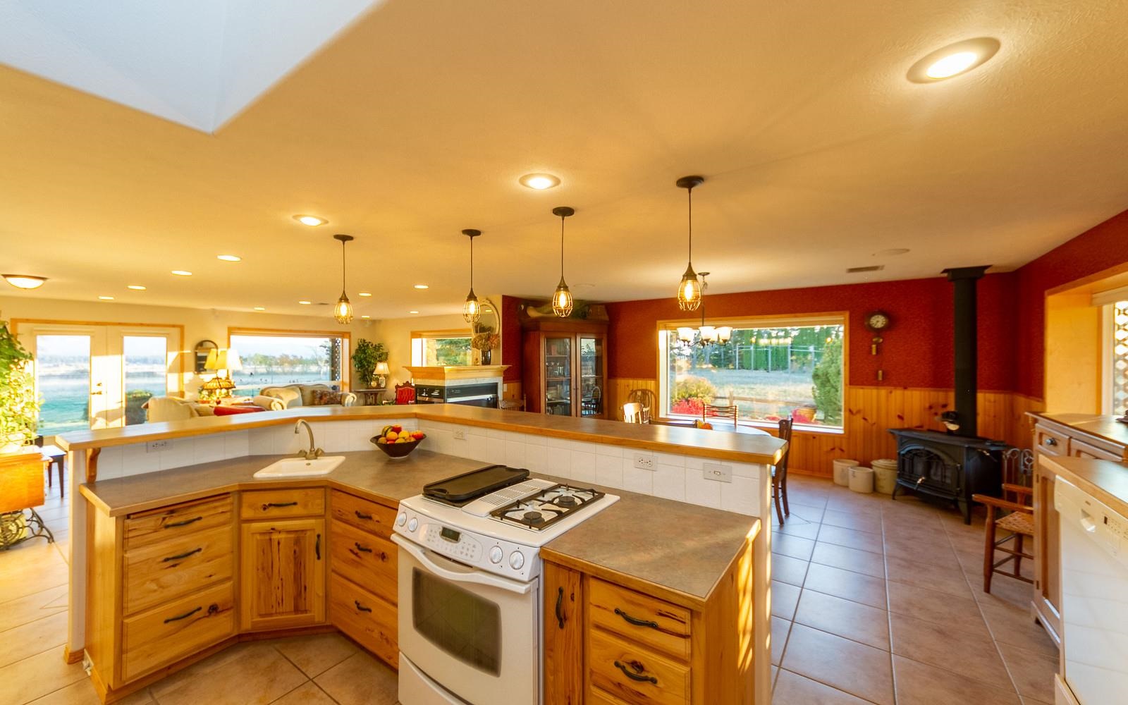 260 Milan Farms Road Elk, WA 99009 - Photo 10 of 49