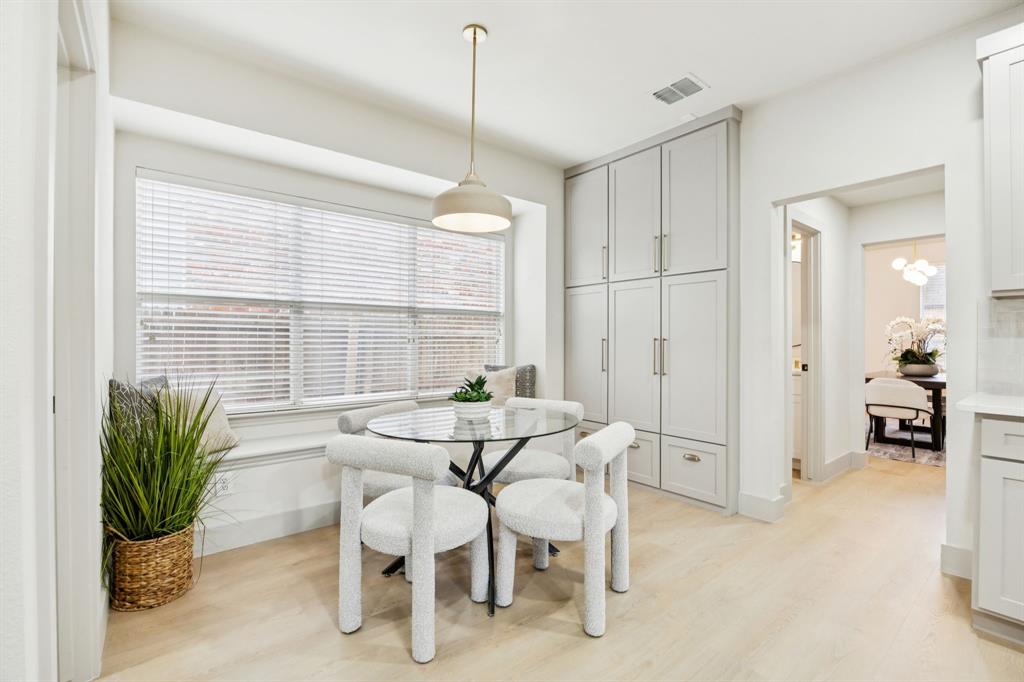 2437 Clear Field Drive Plano, TX 75025 - Photo 14 of 38 a view of a dining room with furniture