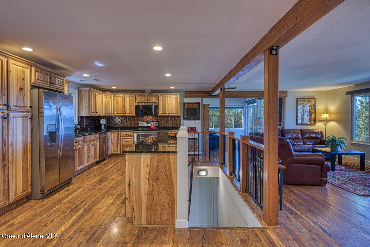 2310 Bottle Bay Road Sagle, ID 83860 - Photo 13 of 49 Kitchen