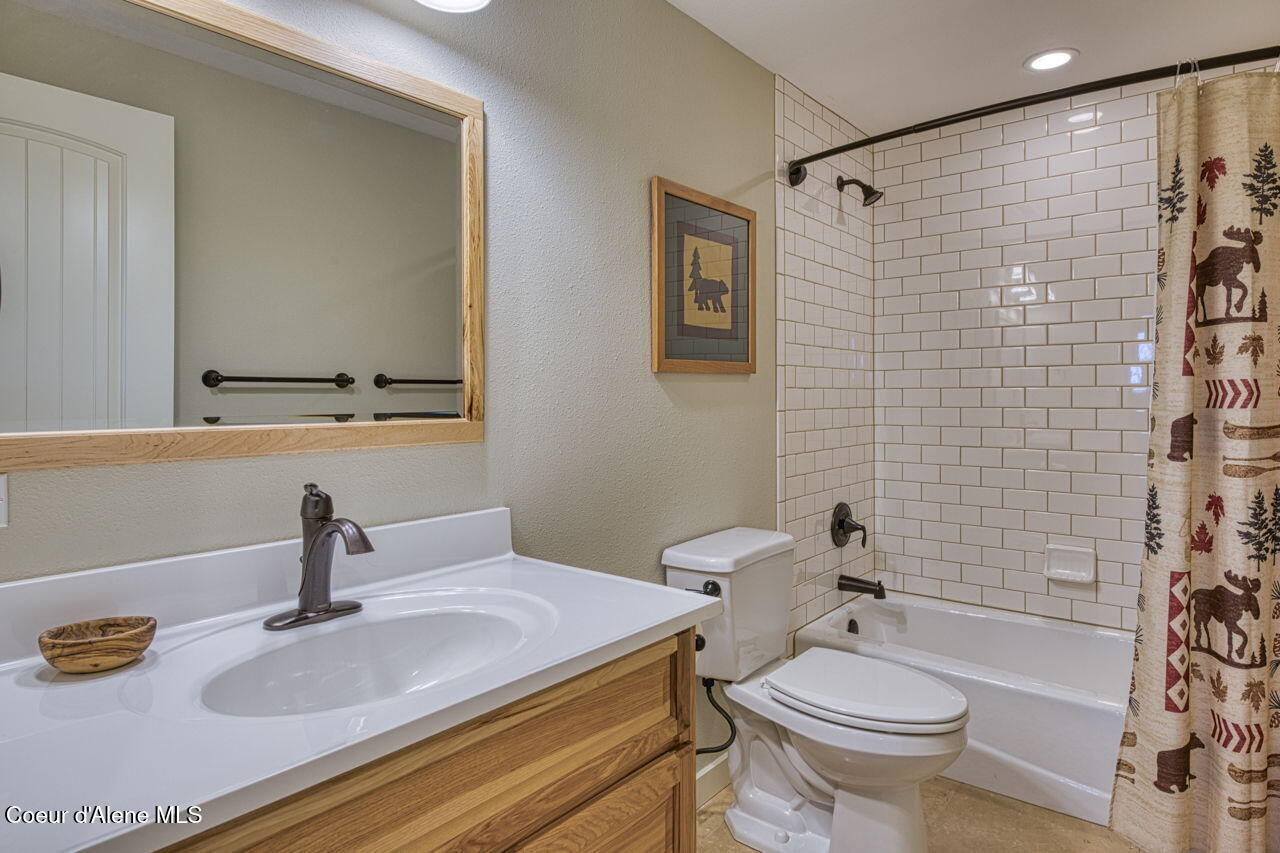 2310 Bottle Bay Road Sagle, ID 83860 - Photo 29 of 49 Guest Bath