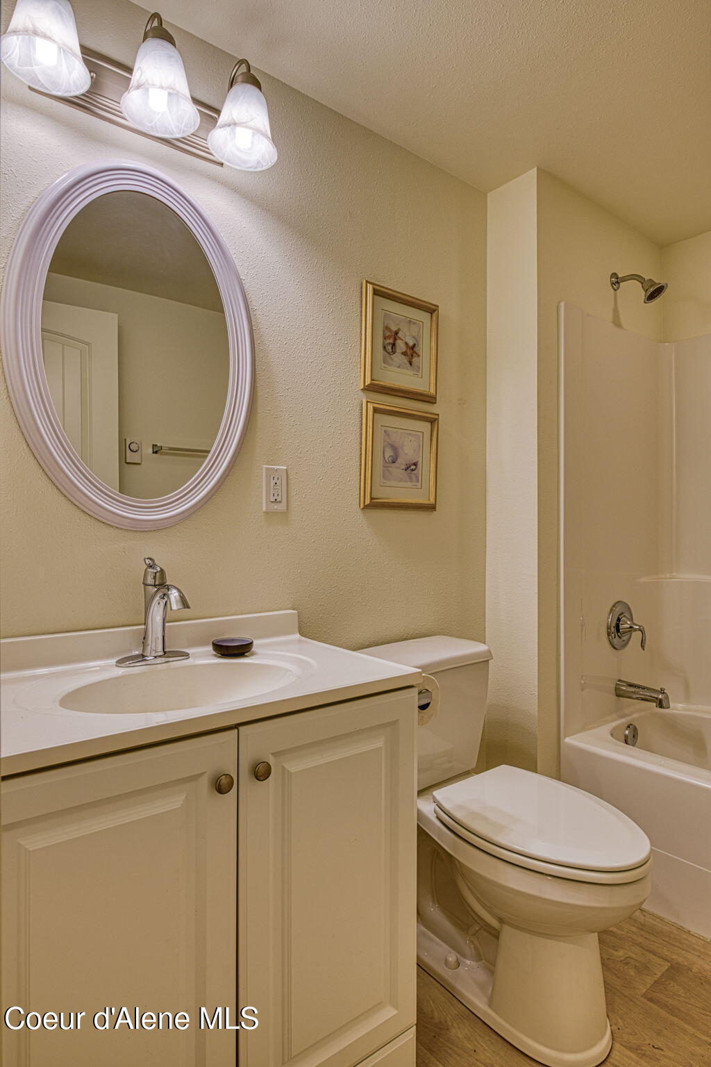 2310 Bottle Bay Road Sagle, ID 83860 - Photo 35 of 49 Guest Bath 2