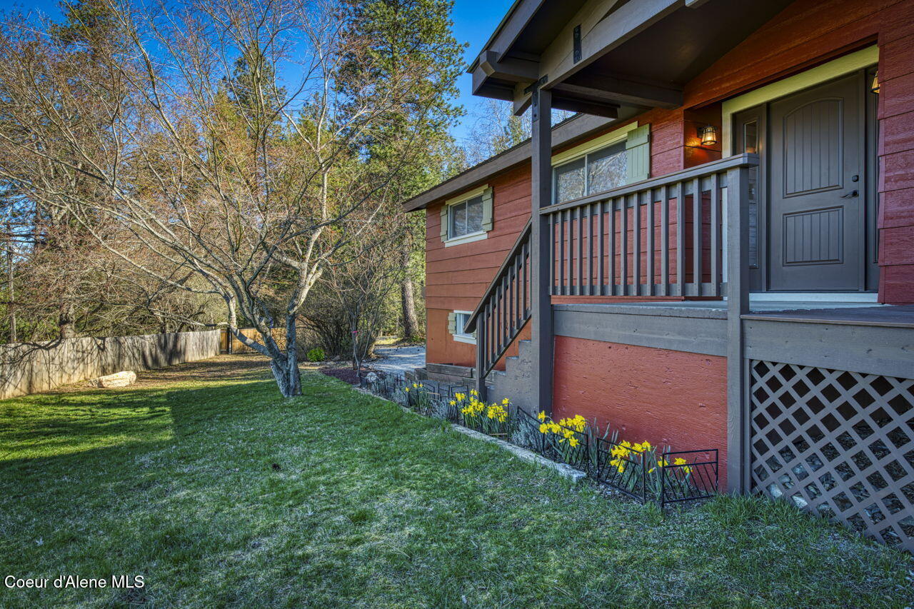 2310 Bottle Bay Road Sagle, ID 83860 - Photo 42 of 49 Front Deck
