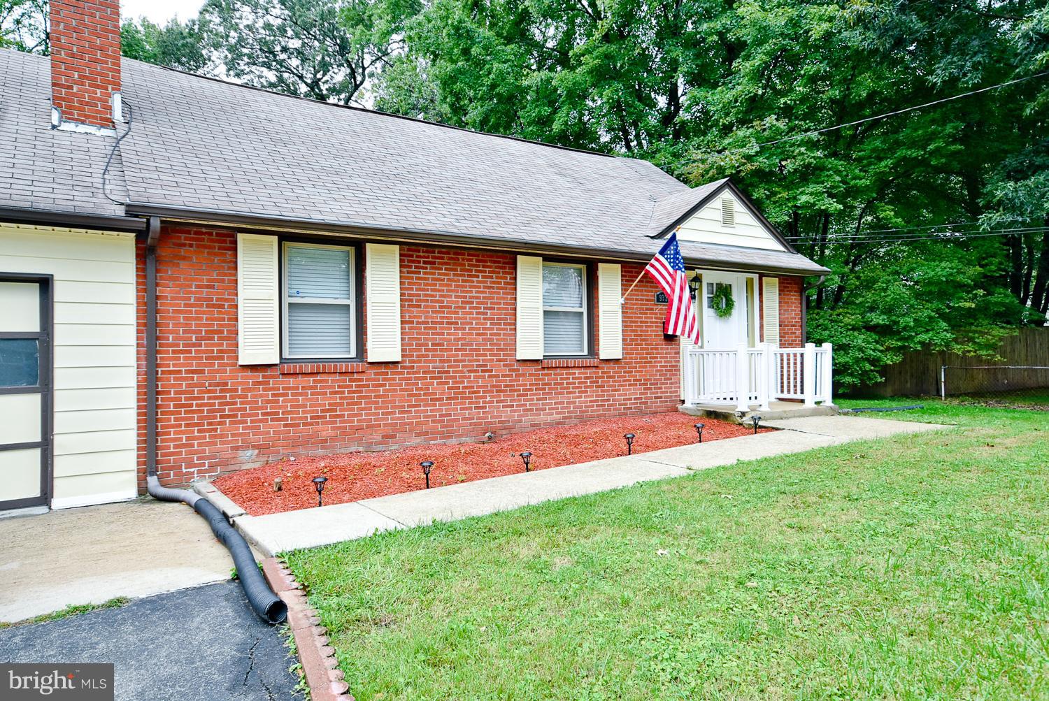 9339 Dubarry Avenue Lanham, MD 20706 - Photo 13 of 30 Exterior (General)