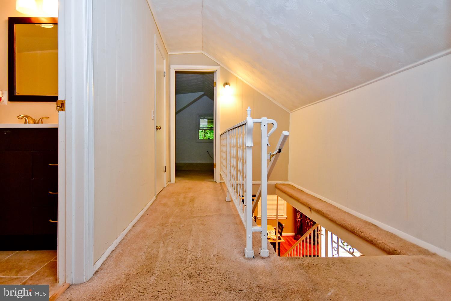 9339 Dubarry Avenue Lanham, MD 20706 - Photo 24 of 30 Bedroom