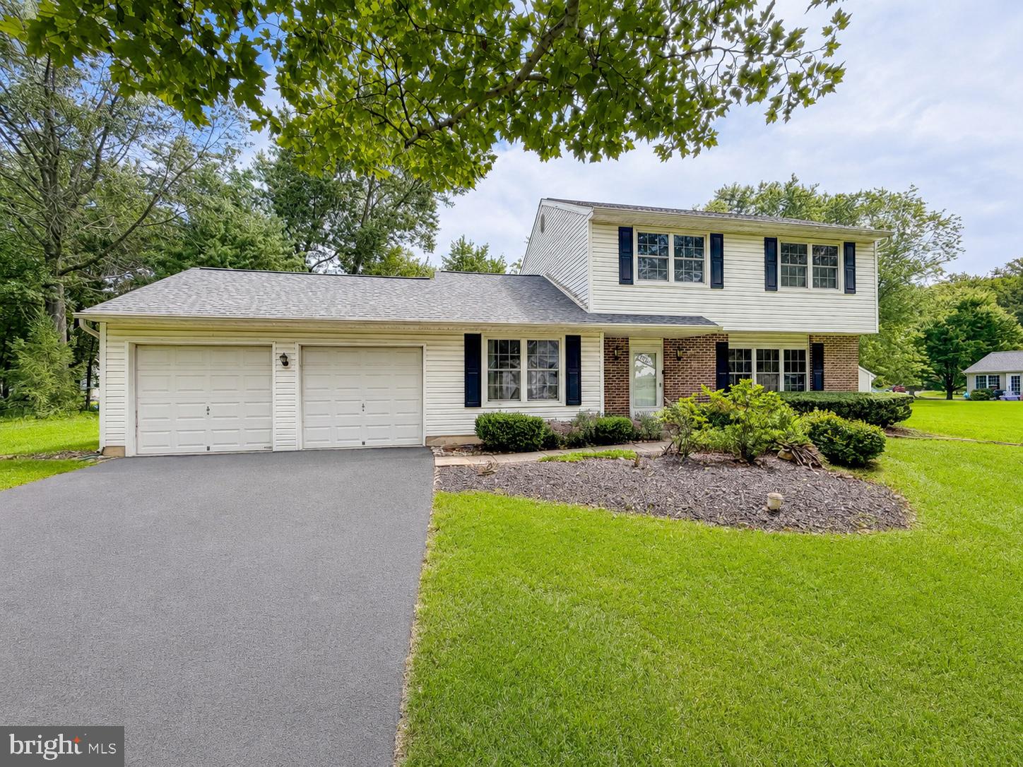 236 Greenview Road Yardley, PA 19067 - Photo 1 of 38 Exterior
