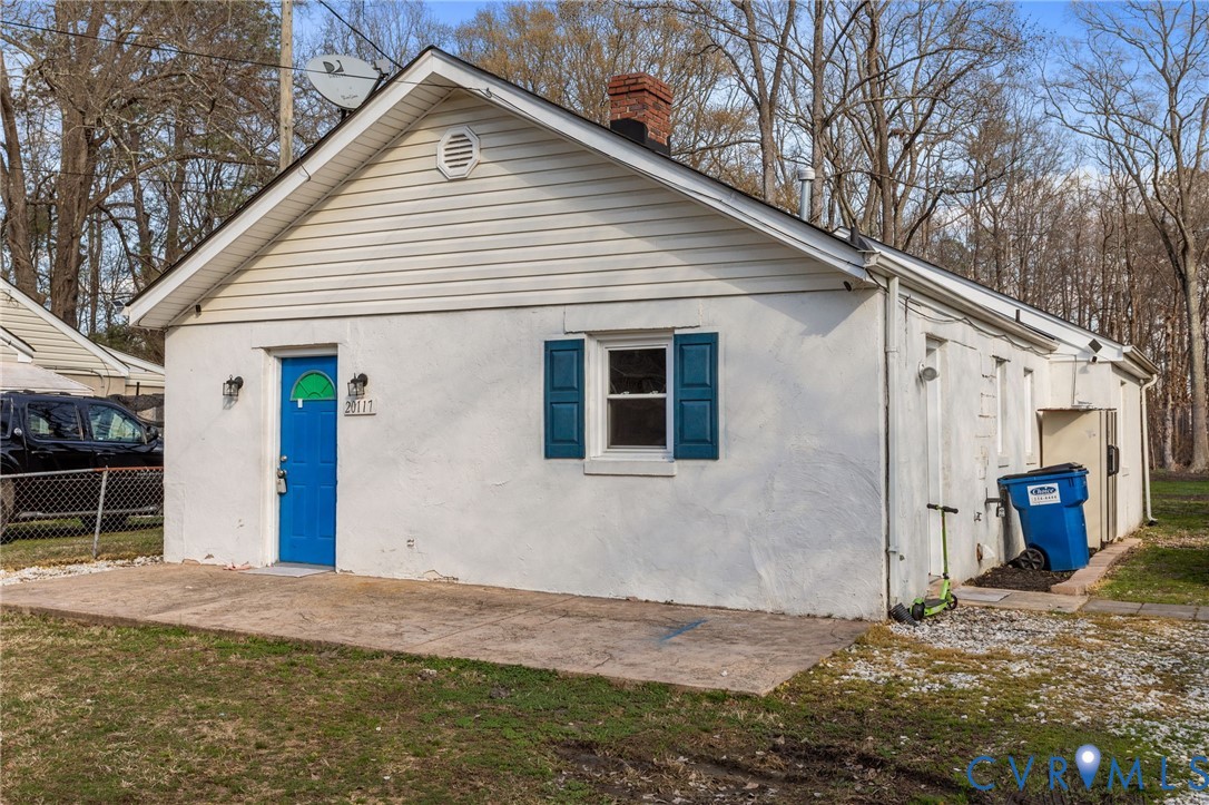 20117 Laurel Road Petersburg, VA 23803 - Photo 3 of 38 Gallery Image 3