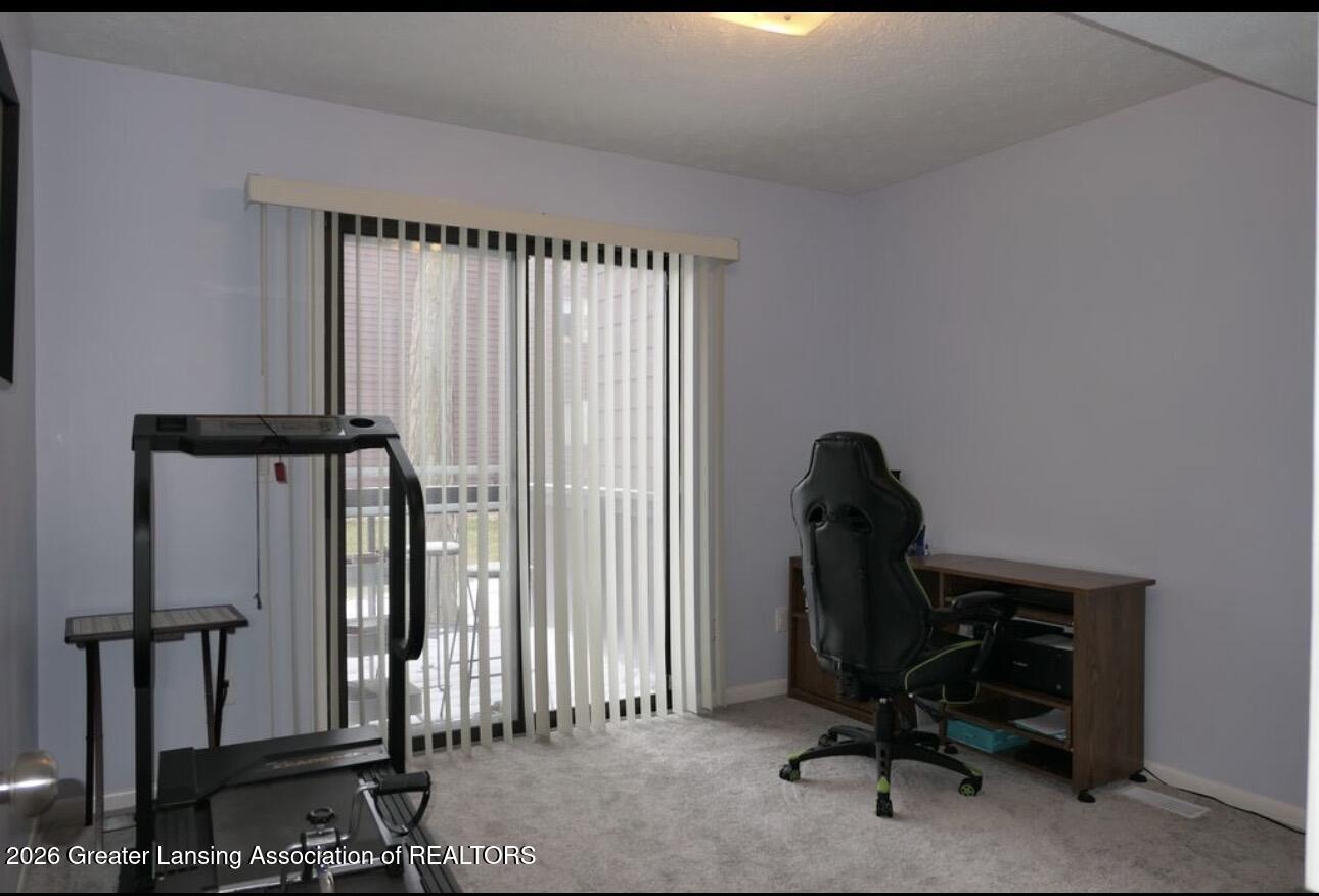 205 East Jolly Road, Unit 6 Lansing, MI 48910 - Photo 11 of 18 IMG_6774