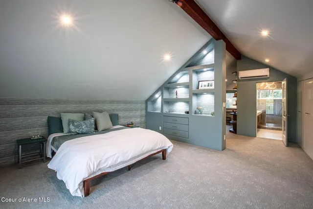 $2,350,000 | 170 Flatwater Lane, Sandpoint, ID 83864