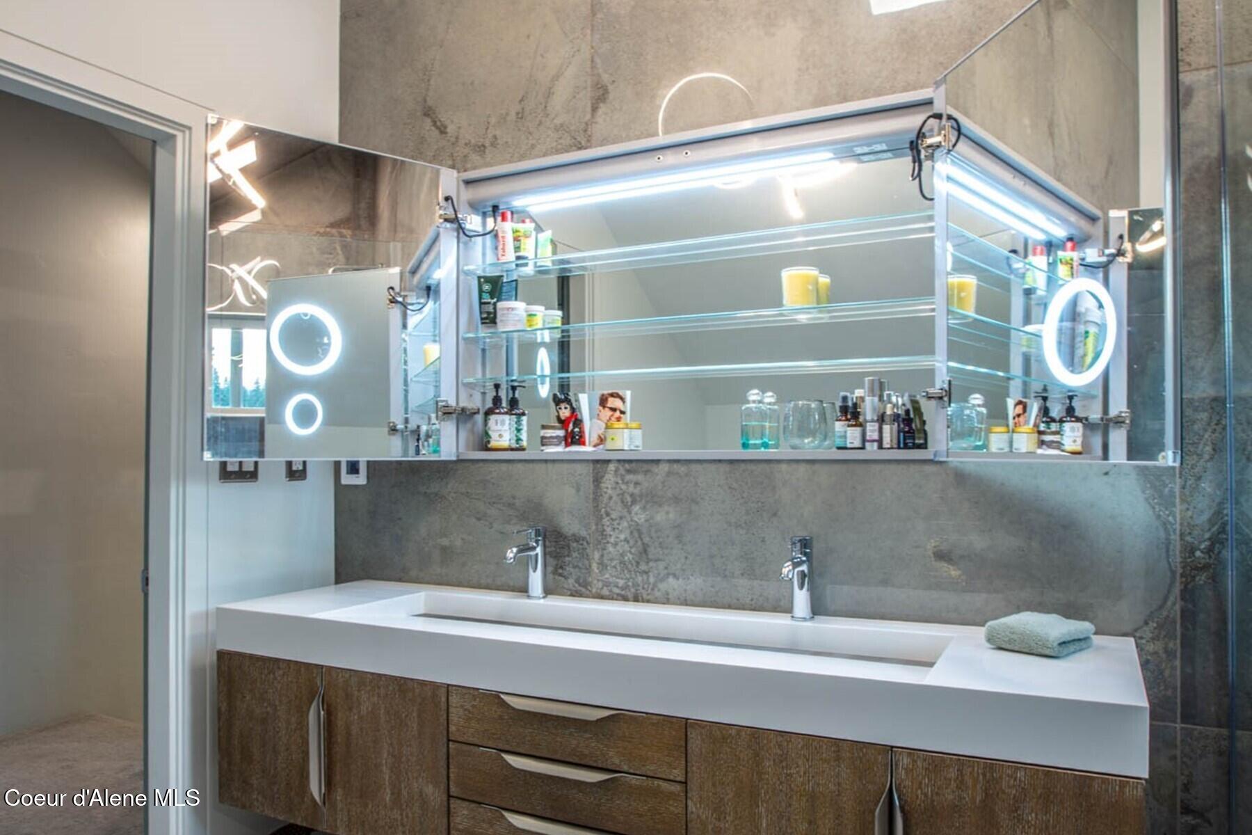 170 Flatwater Lane Sandpoint, ID 83864 - Photo 26 of 86 Smart Lighted Mirrors