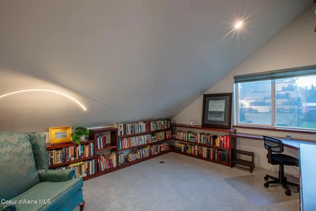 $2,400,000 | 170 Flatwater Lane, Sandpoint, ID 83864