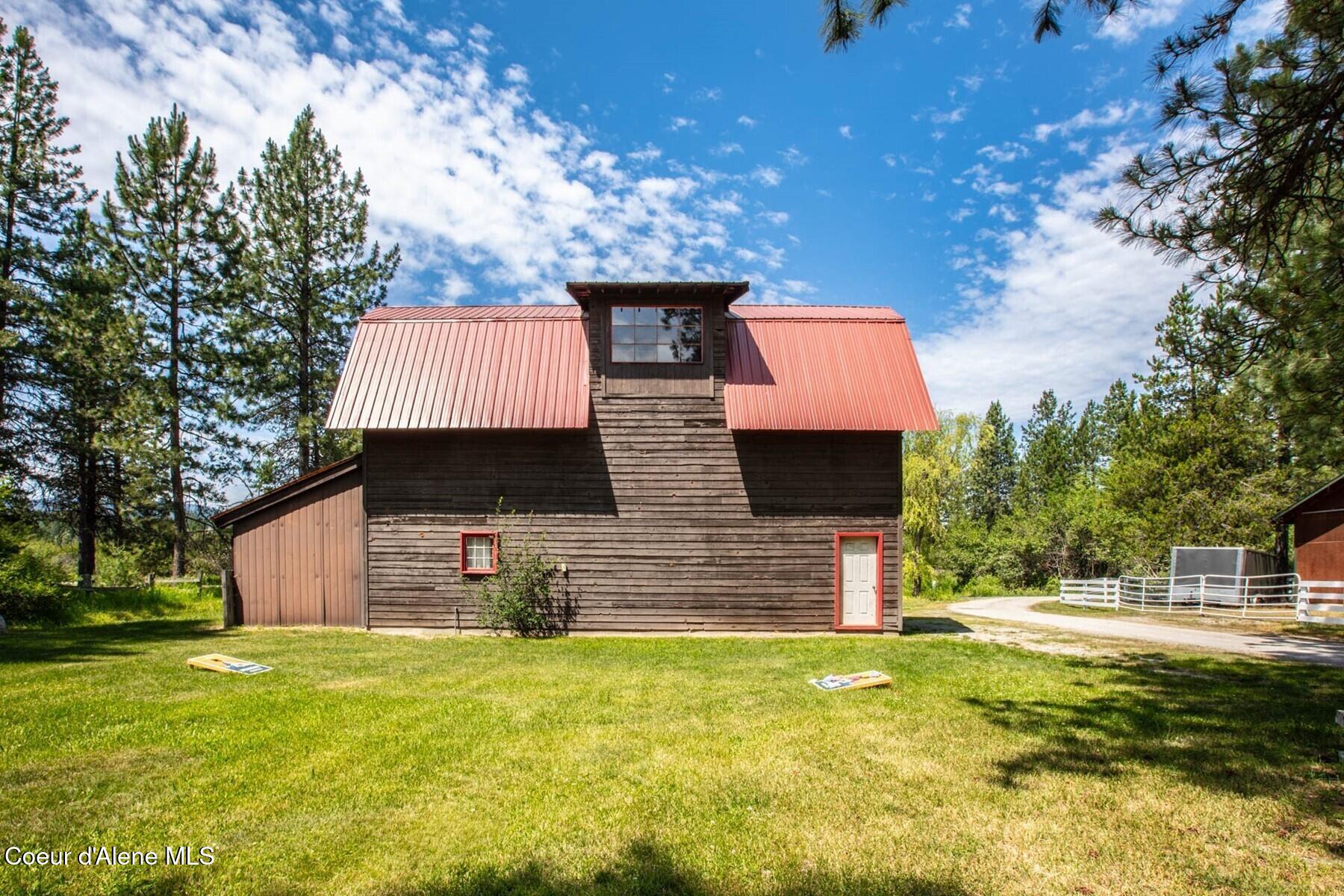 170 Flatwater Lane Sandpoint, ID 83864 - Photo 44 of 86 30 x 50, 3 Level Barn
