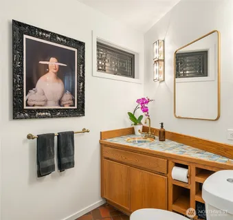 $2,595,000 | 7515 Southeast 76th Street, Mercer Island, WA 98040