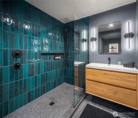 $2,595,000 | 7515 Southeast 76th Street, Mercer Island, WA 98040