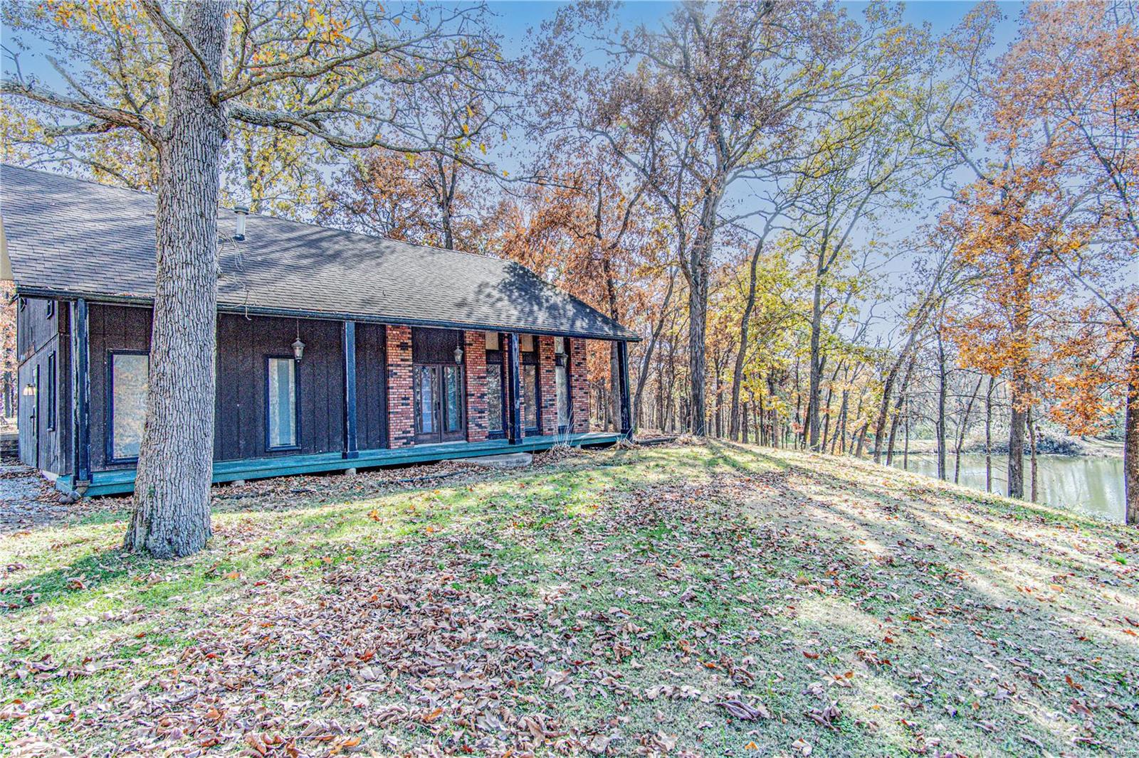2863 Wellen Road Highland, IL 62249 - Photo 3 of 84