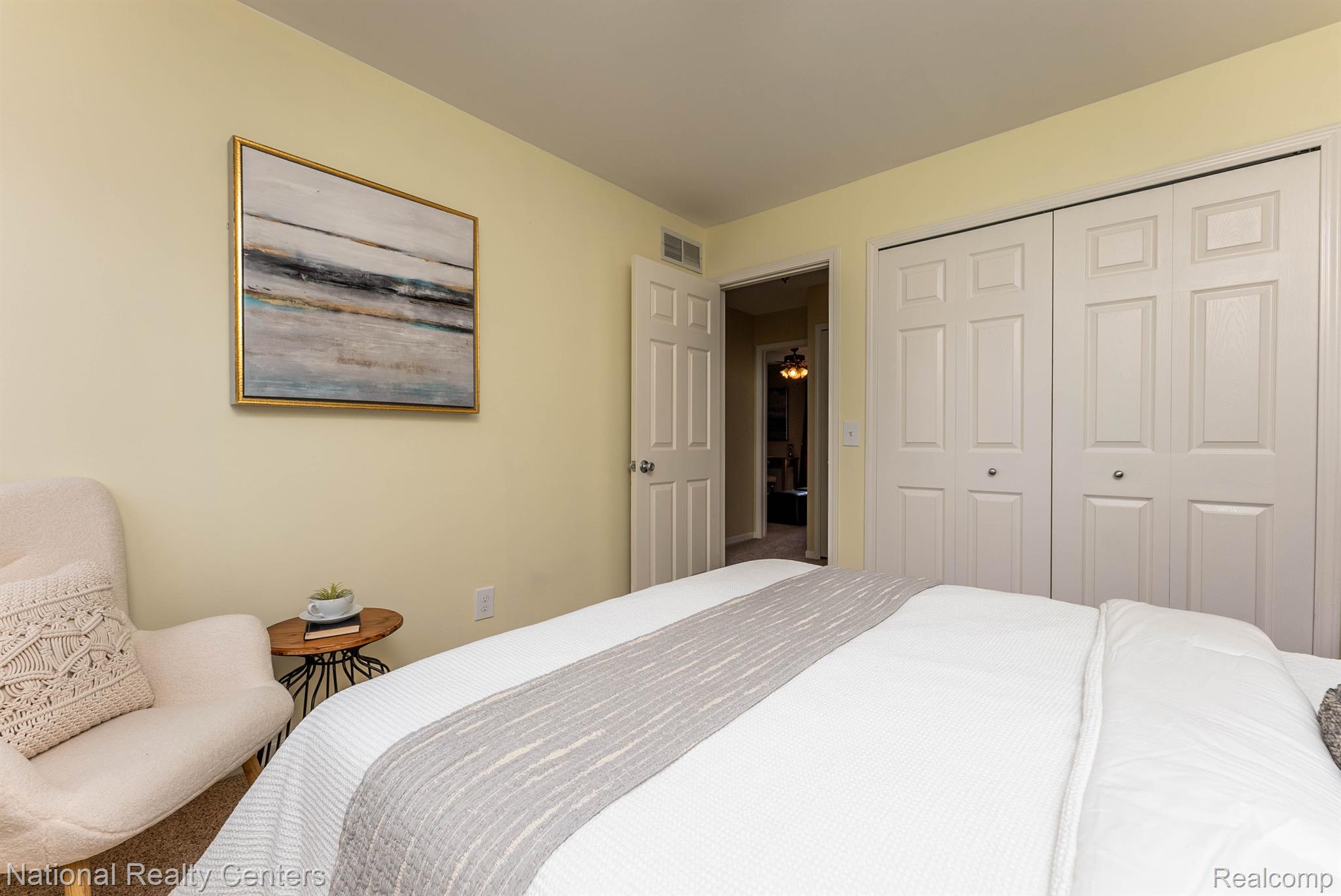 45258 Danbury Road Canton, MI 48188 - Photo 31 of 54 Gallery Image 31