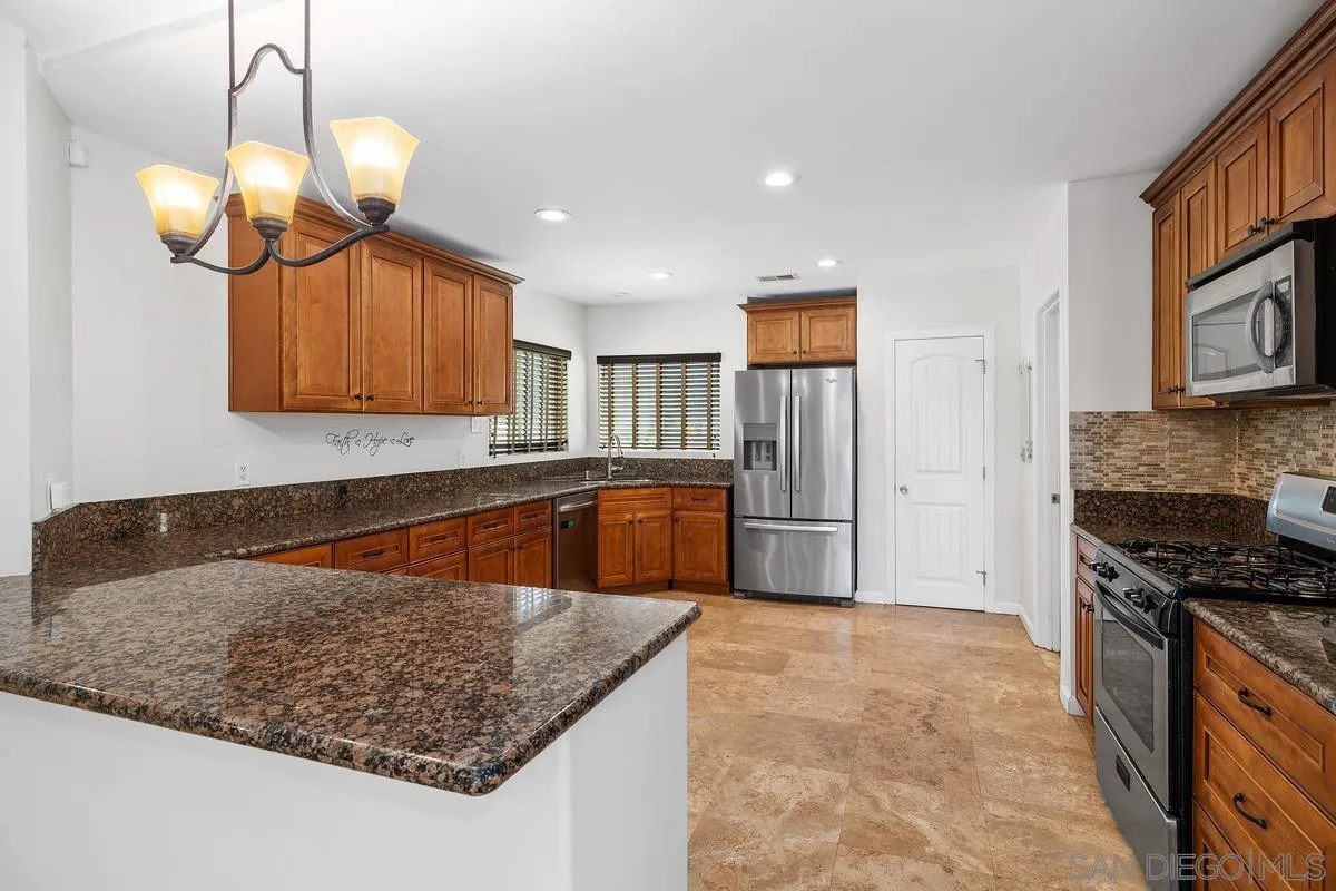 10620 Garden Way Spring Valley, CA 91978 - Photo 11 of 27
