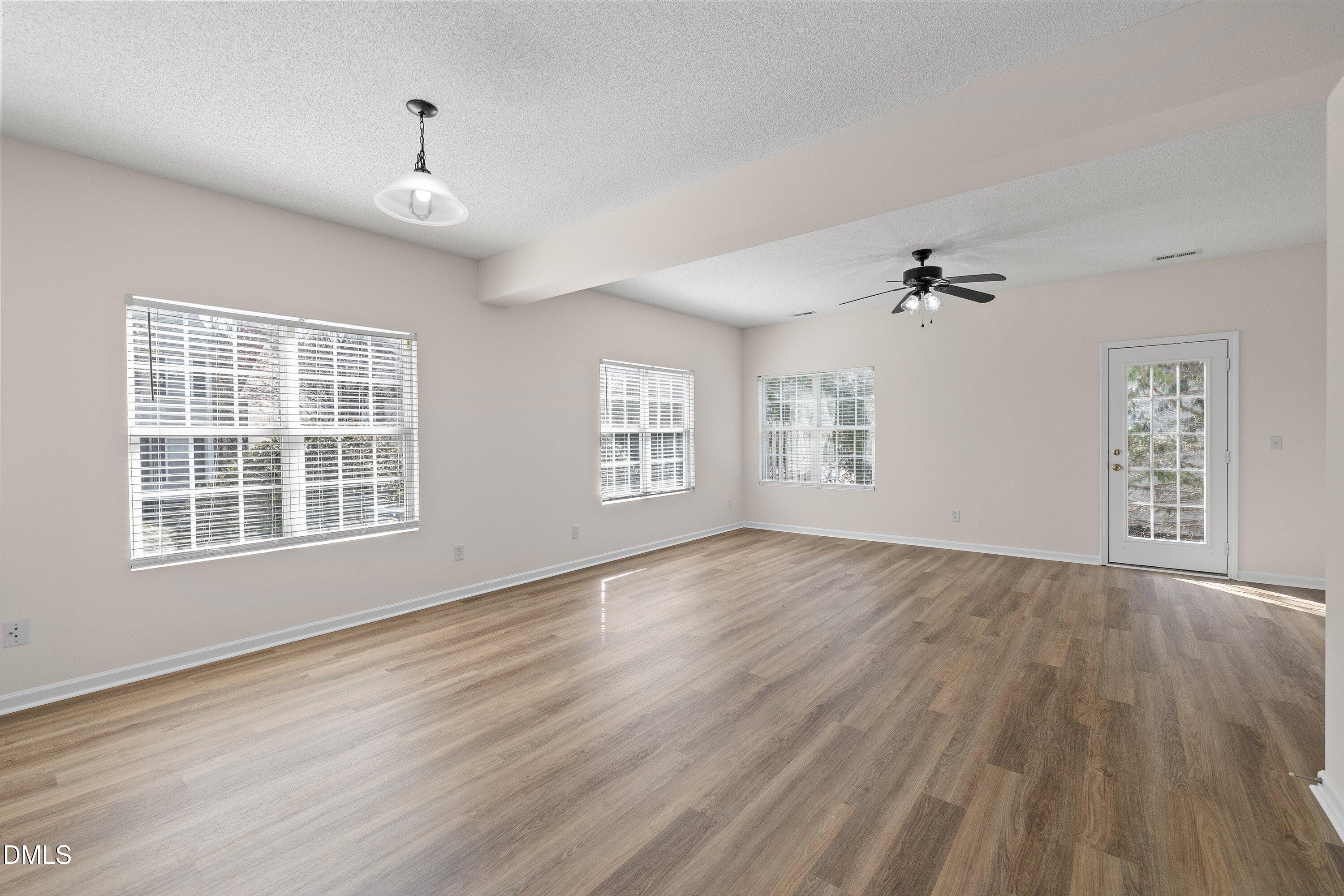 101 Graystar Road Apex, NC 27502 - Photo 10 of 36 Gracious living space