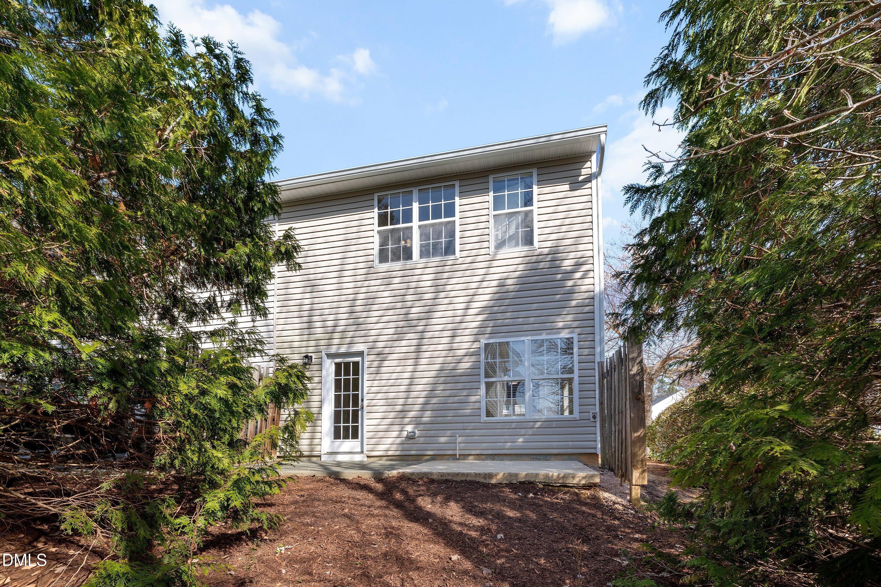 101 Graystar Road Apex, NC 27502 - Photo 28 of 36 Private backyard