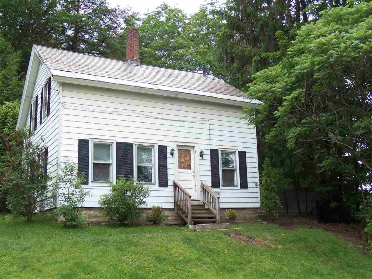39 North Campbell Road Rutland Town, VT 05736 - Photo 1 of 12