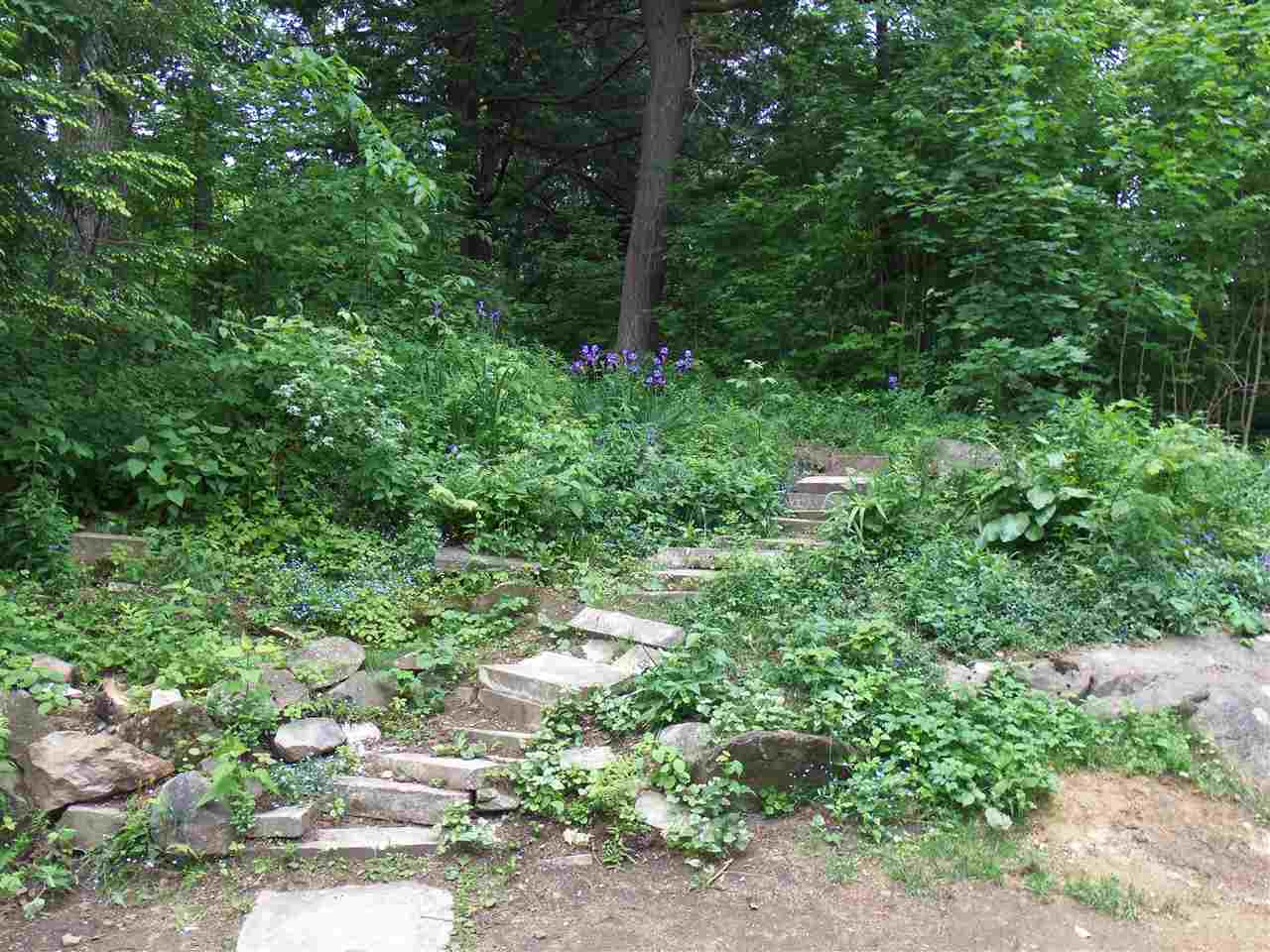 39 North Campbell Road Rutland Town, VT 05736 - Photo 2 of 12