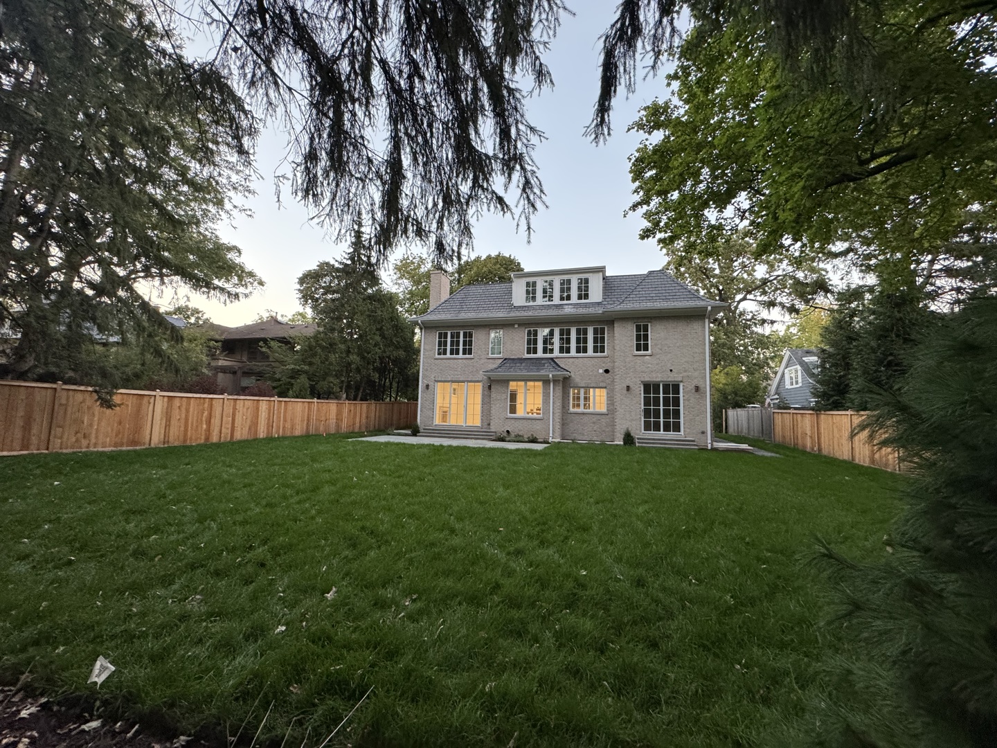 518 Elder Lane Winnetka, IL 60093 - Photo 4 of 29