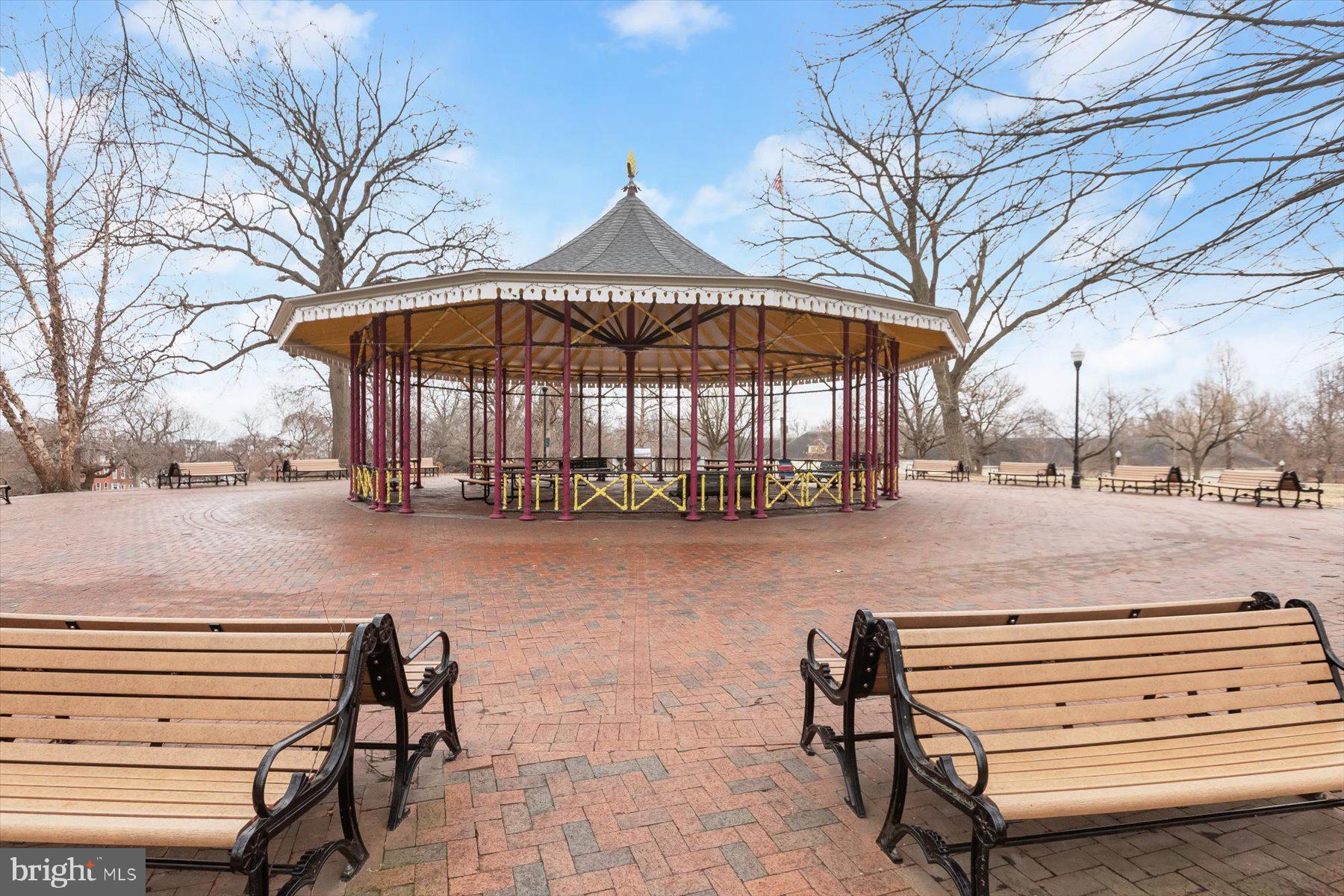 1749 South Hanover Street Baltimore, MD 21230 - Photo 41 of 55 a view of outdoor space with seating