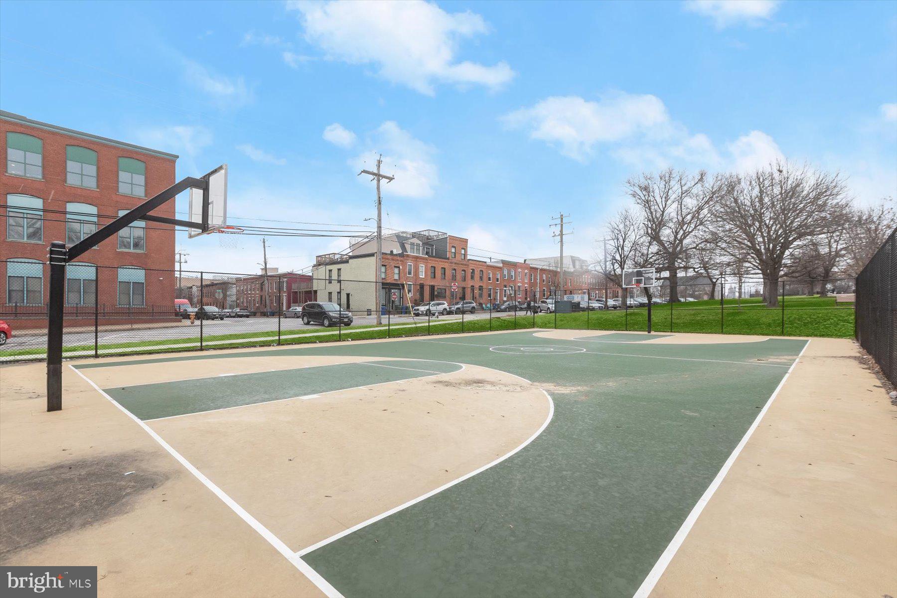 1749 South Hanover Street Baltimore, MD 21230 - Photo 50 of 55 a view of swimming pool
