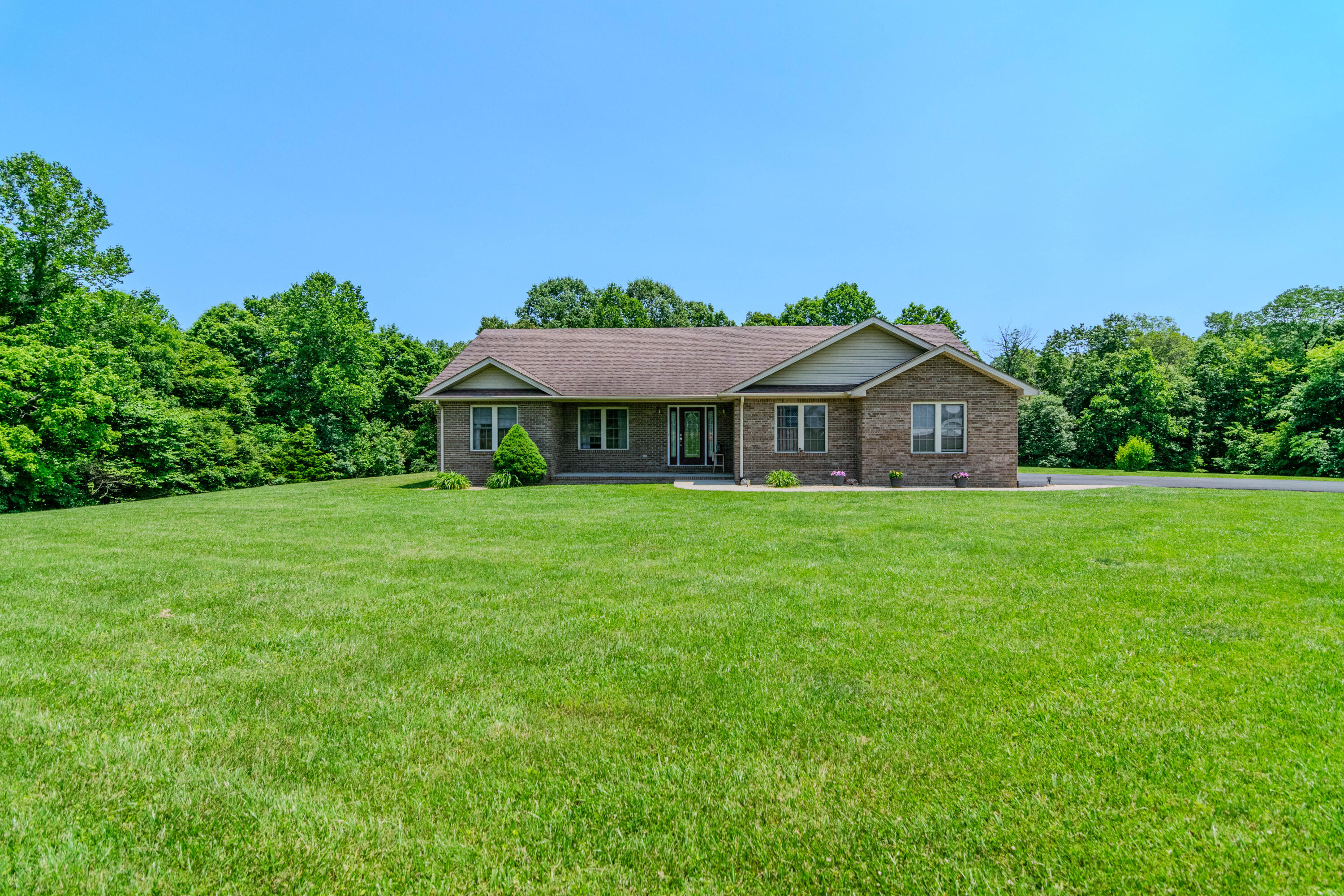 1288 Frontage Road Russell Springs, KY 42642 - Photo 34 of 72 1288Frontage-0104